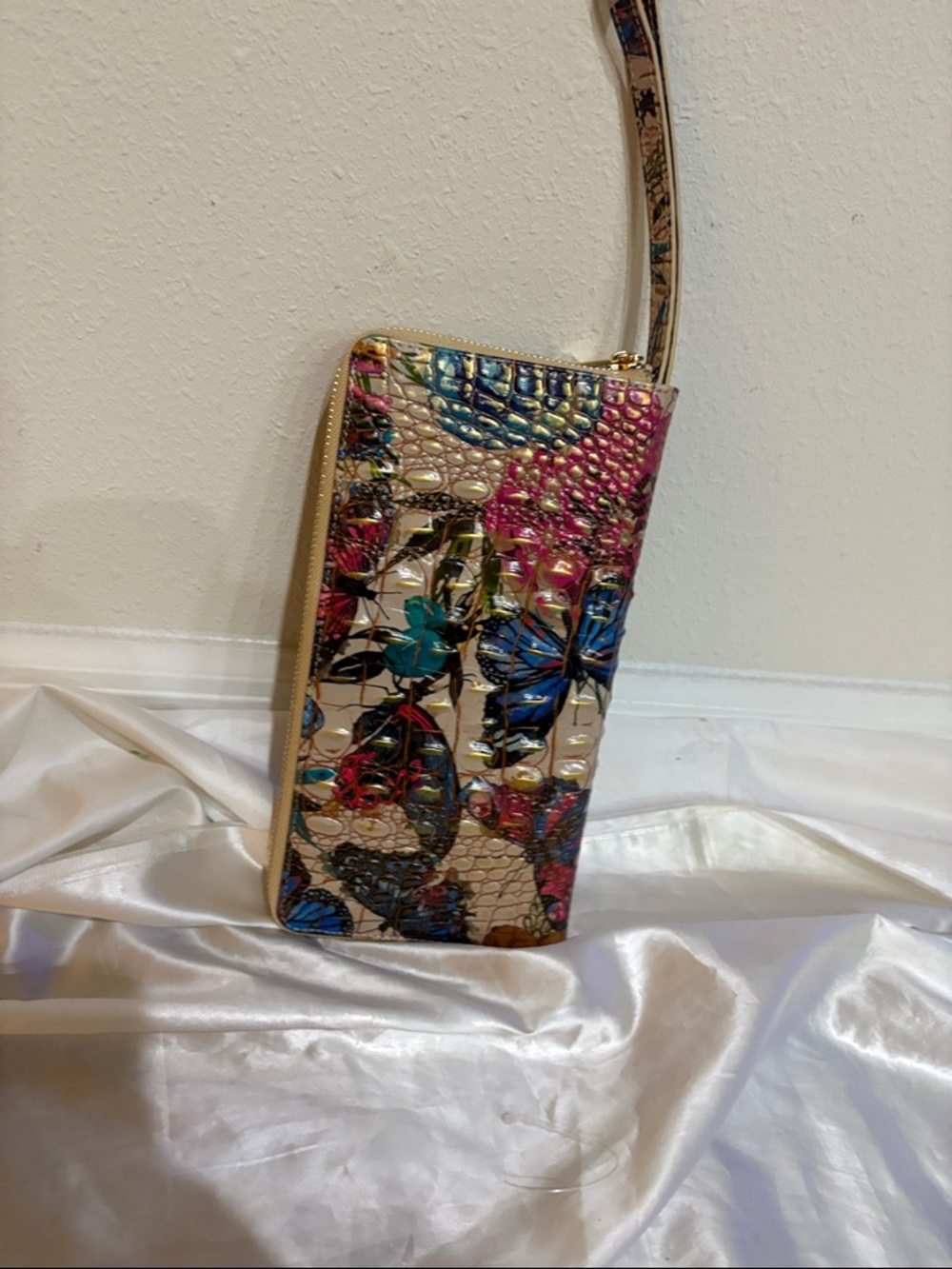 Brahmin Skylar Mariposa Melbourne Zip Around Leather Wallet - Picture 6 of 8